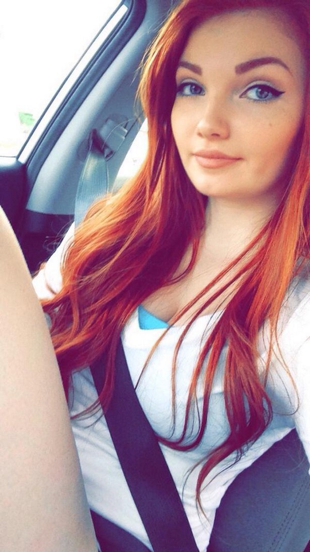 Hot Girls Show Off Their Wild Side With Sexy Selfies (32 pics)