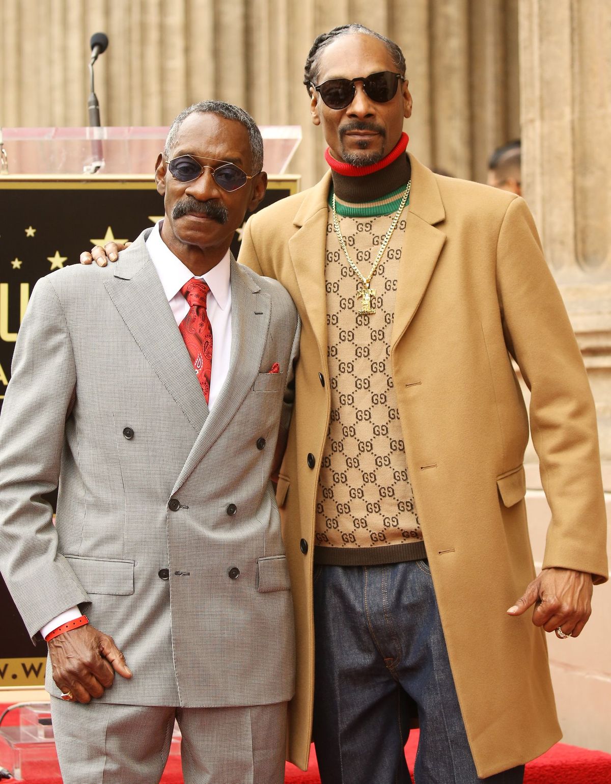 Snoop Dogg's LookAlike Father Vernell Enjoys Bonding Time with His