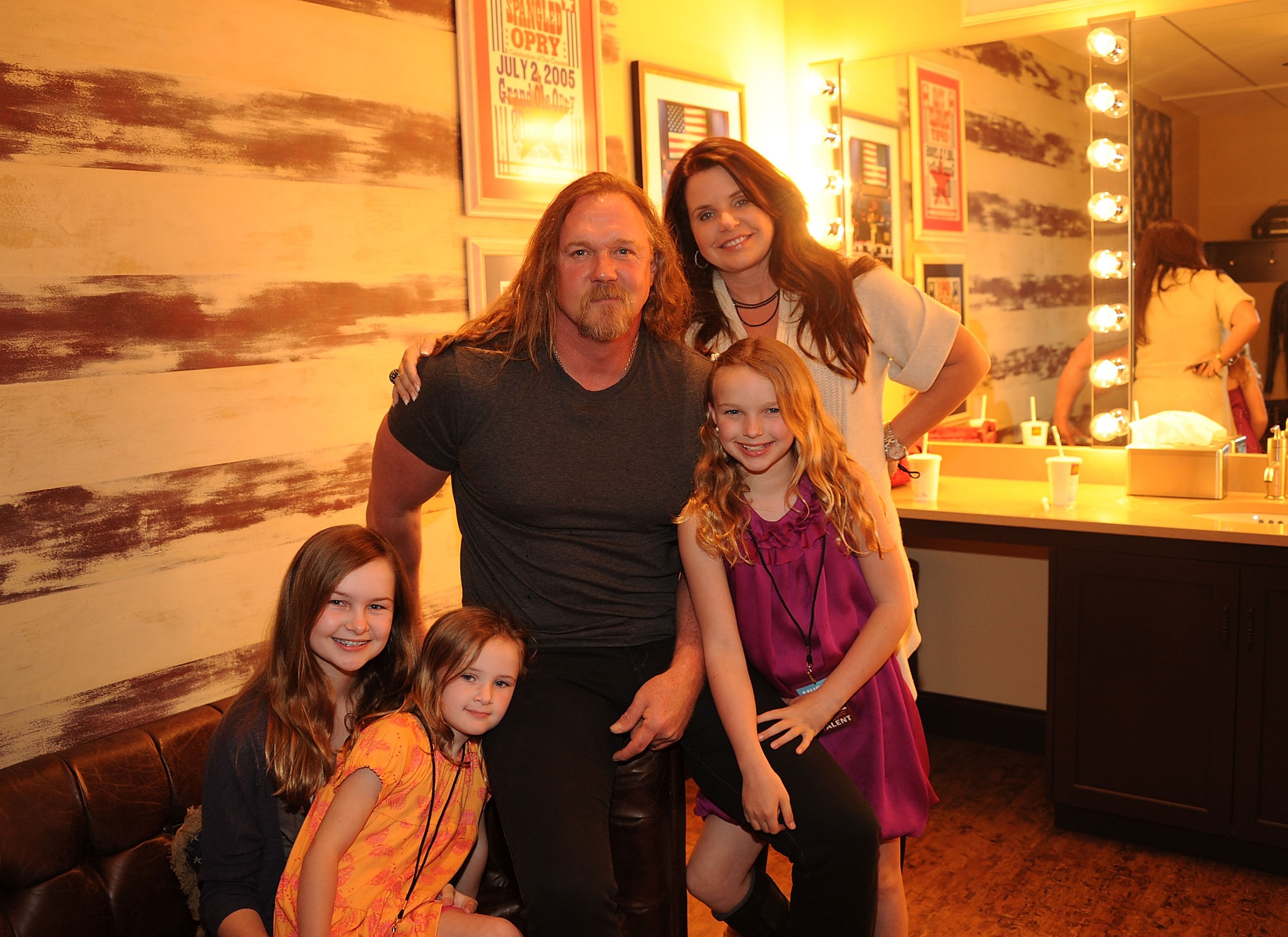 Trace Adkins' Four Wives and 5 Children