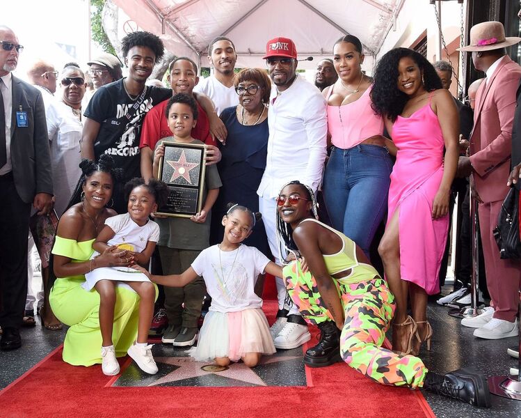 Teddy Riley's All 8 Kids Wish Him Luck for R&B 'Verzuz' Battle with