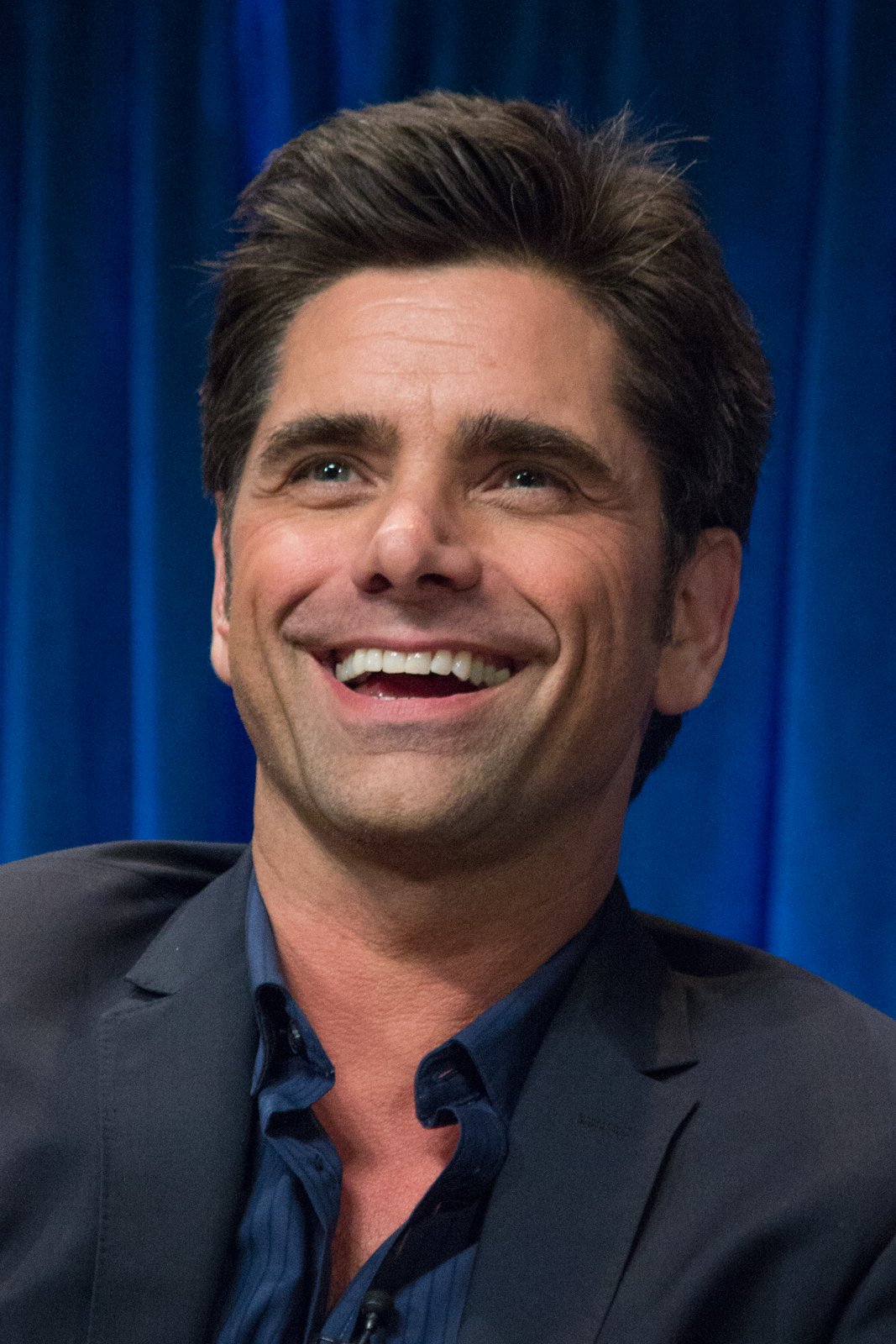 John Stamos Age, Birthday, Bio, Facts & More Famous Birthdays on