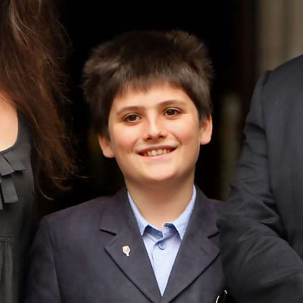 Milan Rushdie Age, Birthday & Family HowOld.co