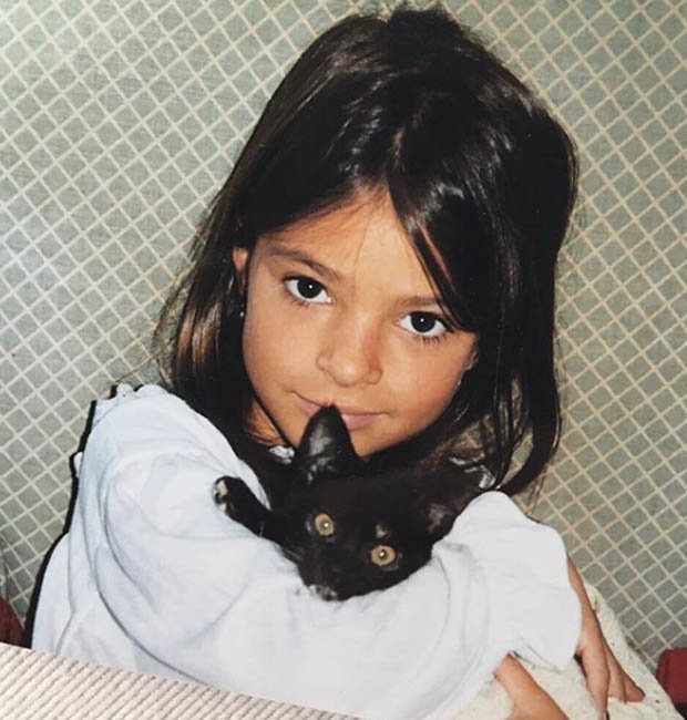 Emily Ratajkowski wiki eclipsed by cute throwback pics of model Daily