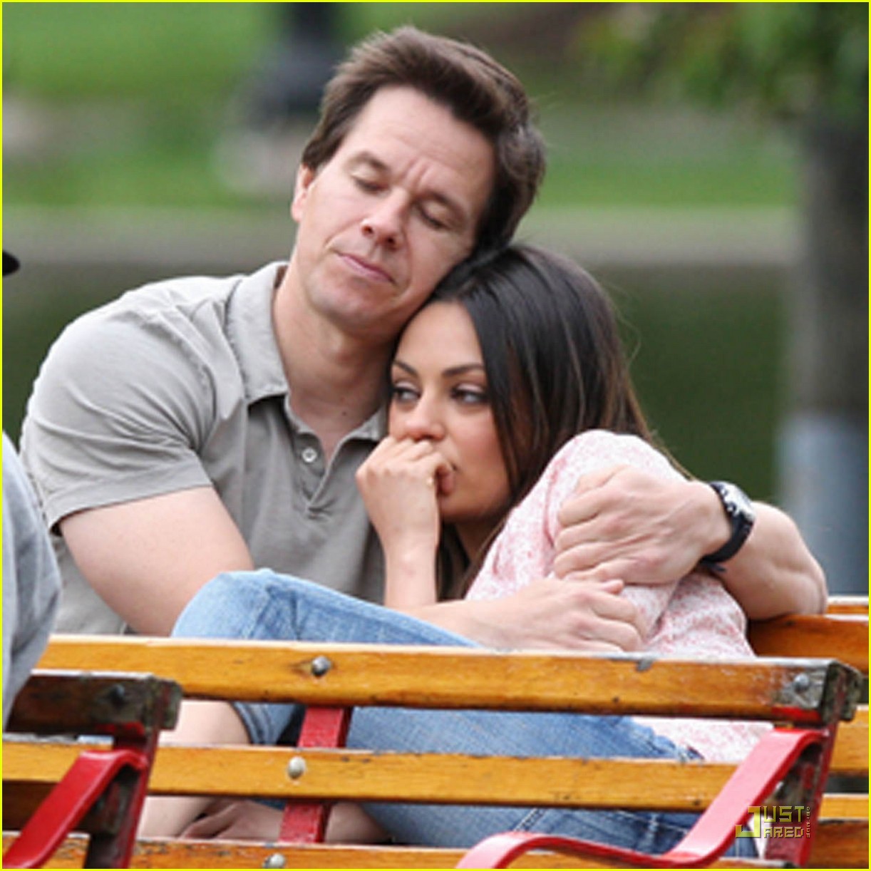 Mila Kunis Cuddling with Mark Wahlberg Photo 2542338 Mark Wahlberg