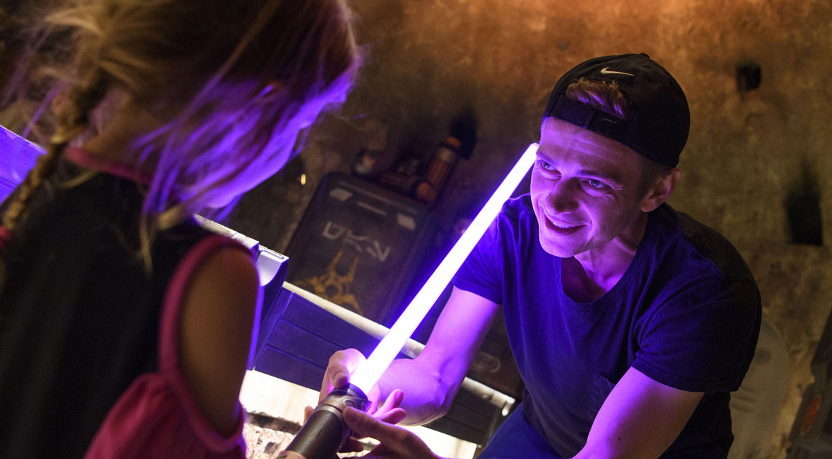 Hayden Christensen Brings Daughter Briar Rose to Star Wars Galaxy Edge