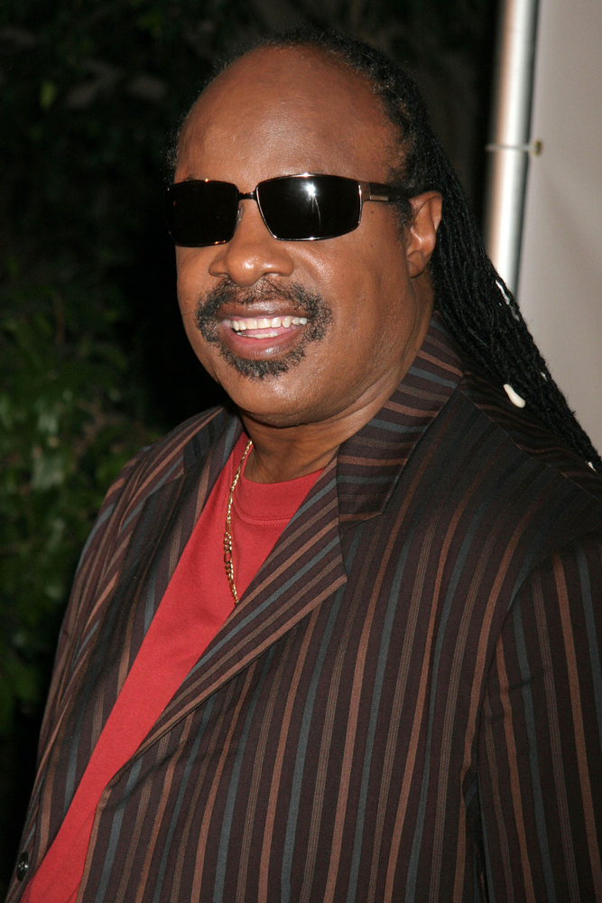 How Much Does Stevie Wonder Weigh?