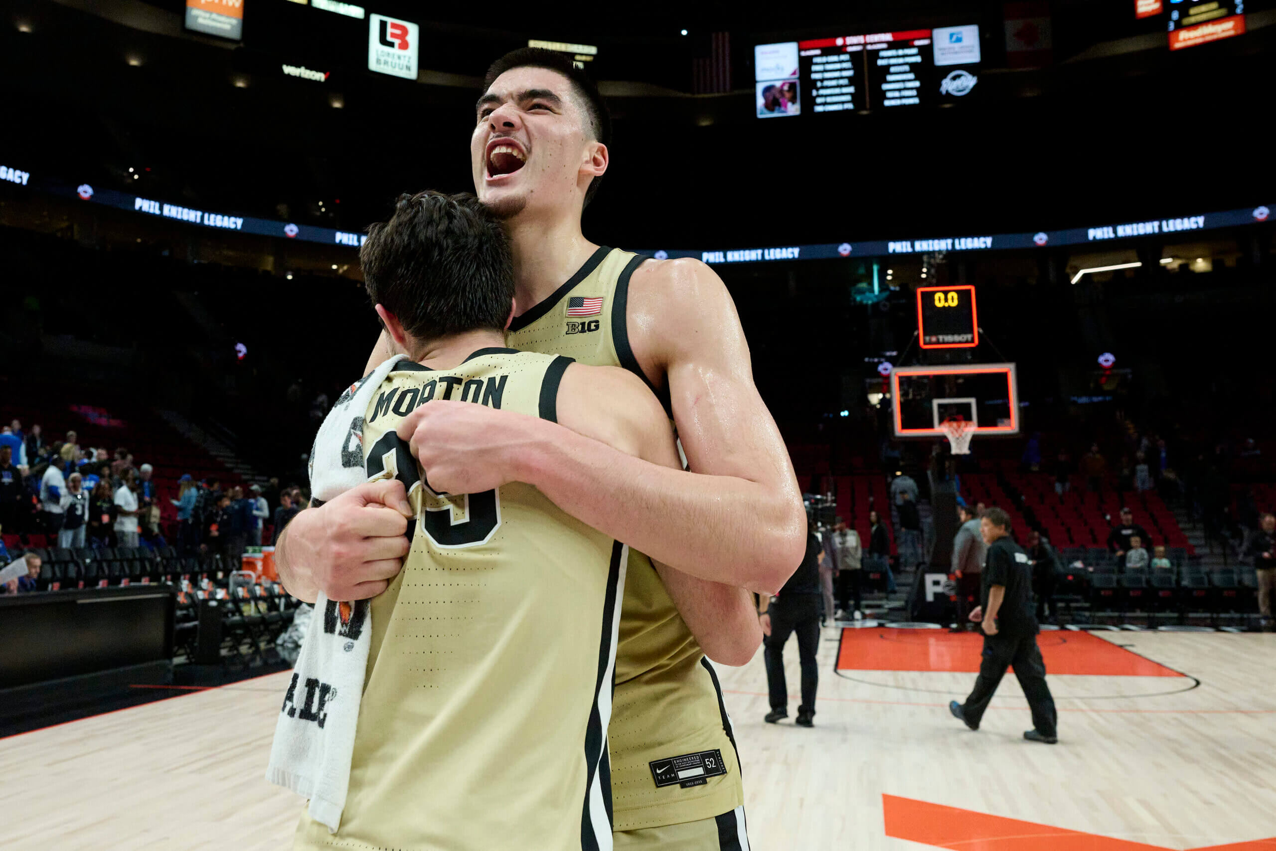 Purdue’s Zach Edey is making the most of his turn ‘He’s a moose’ The