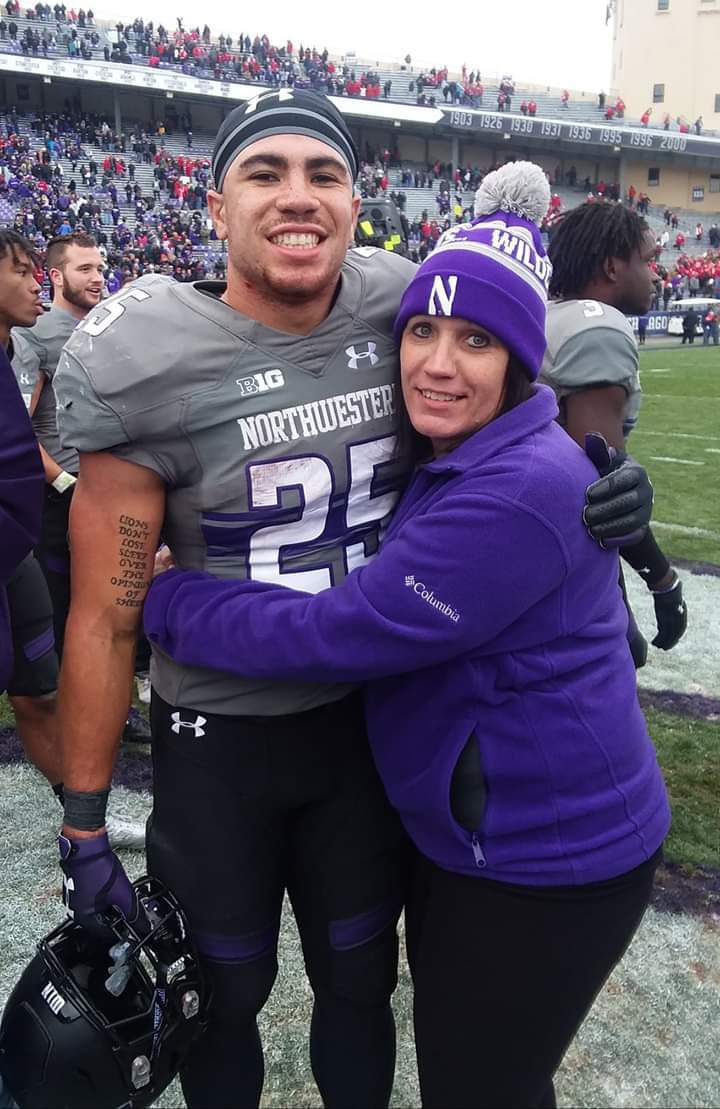 Isaiah Bowser feature Northwestern’s unlikely running back from Sidney