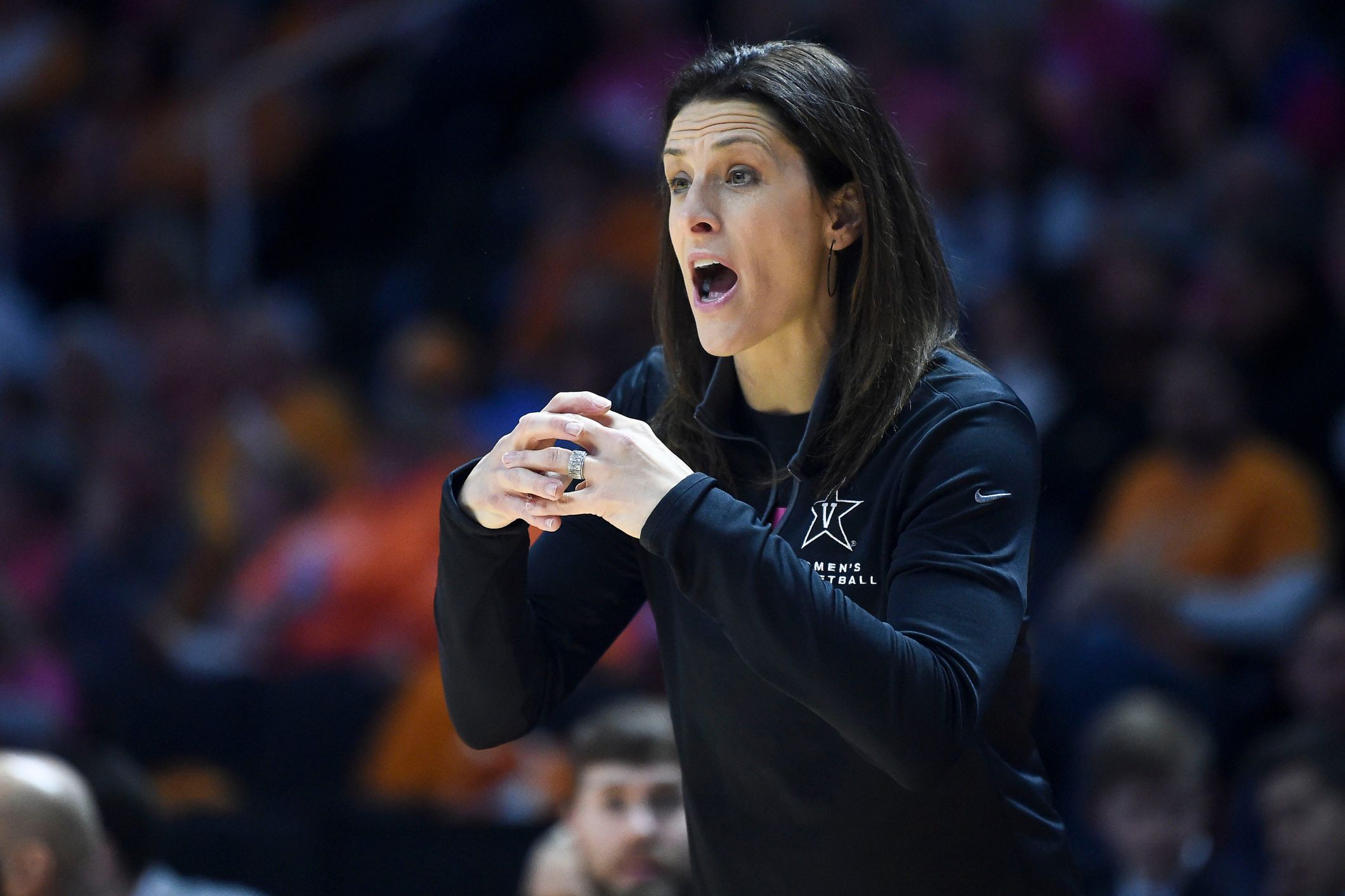 Stephanie White To Be Inducted To Indiana Basketball Hall Of Fame