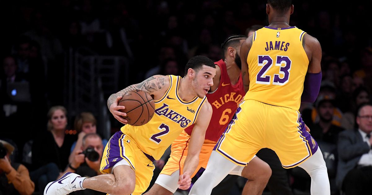 Podcast Kevin Arnovitz talks Lakers; Lonzo Ball closes win against