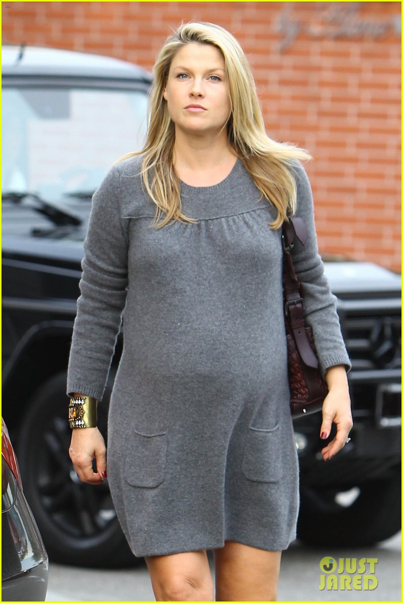 'Varsity Blues' Reunion! Ali Larter & Amy Smart Go Baby Shopping