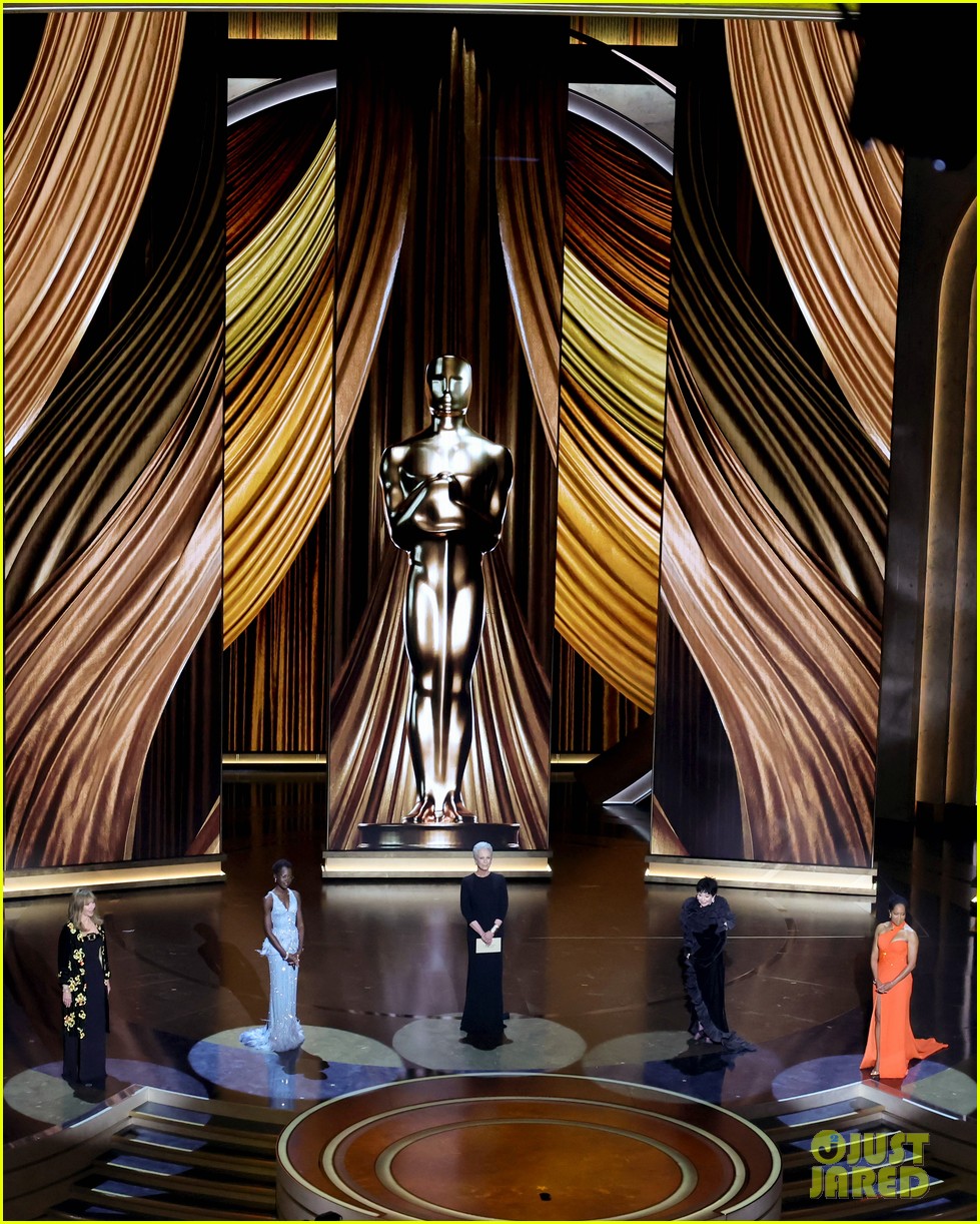 Regina King & Mary Steenburgen Hit Oscars 2024 Red Carpet Before