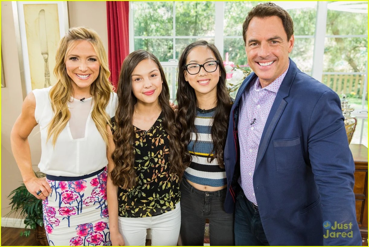 Olivia Rodrigo & Madison Hu Promote On Hallmark's Home