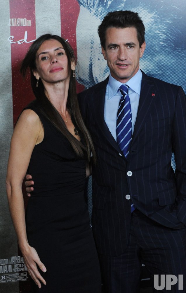 Photo Dermot Mulroney and Tharita Cesaroni attend the premiere "J. Edgar" in Los Angeles