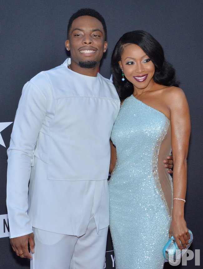 Photo Woody McClain and Gabrielle Dennis attend "The Bobby Brown Story