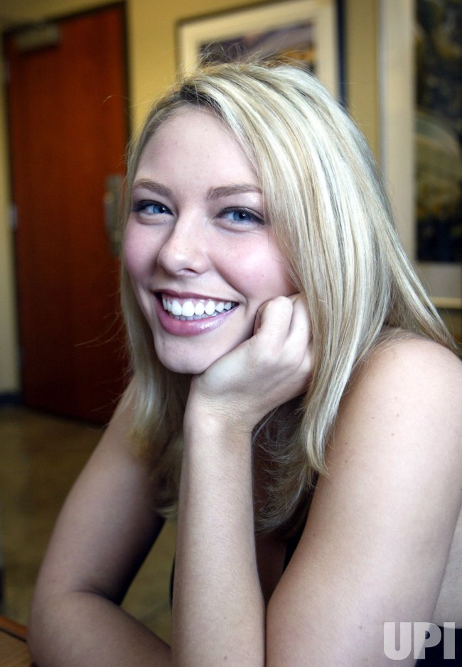 Photo PLAYBOY PLAYMATE MISS MARCH JILLIAN GRACE SLP2005022602