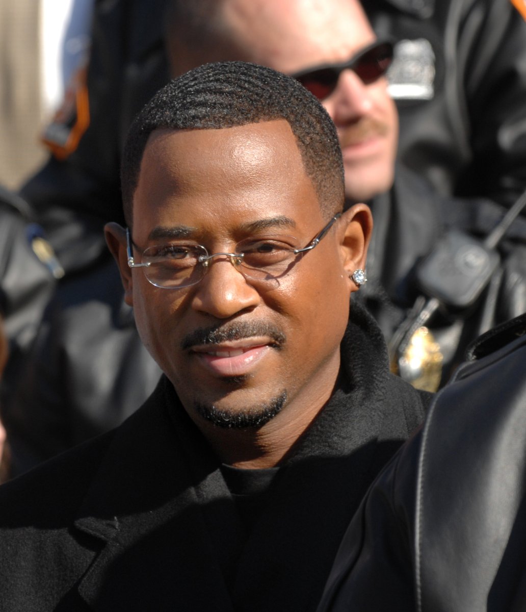 Martin Lawrence marries in California