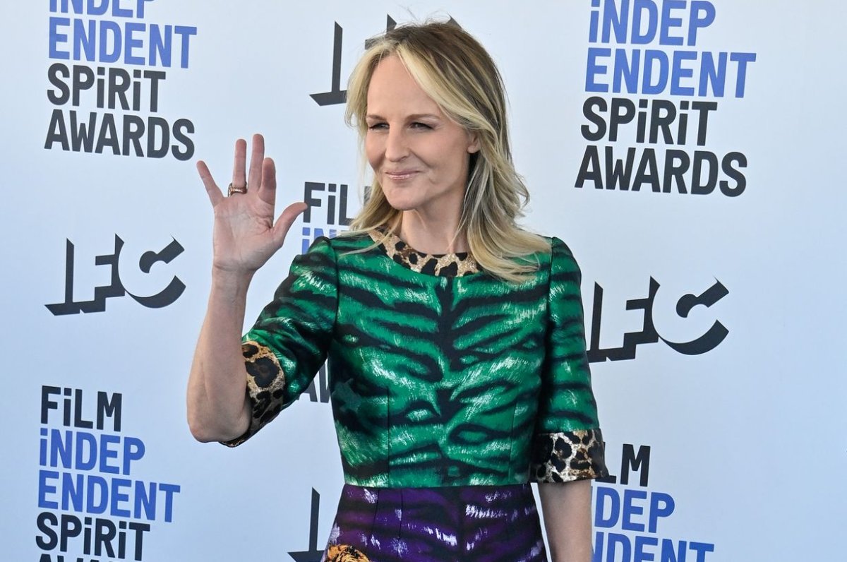 Helen Hunt, Christina Hendricks, Tony Goldwyn join 'Hacks' Season 3