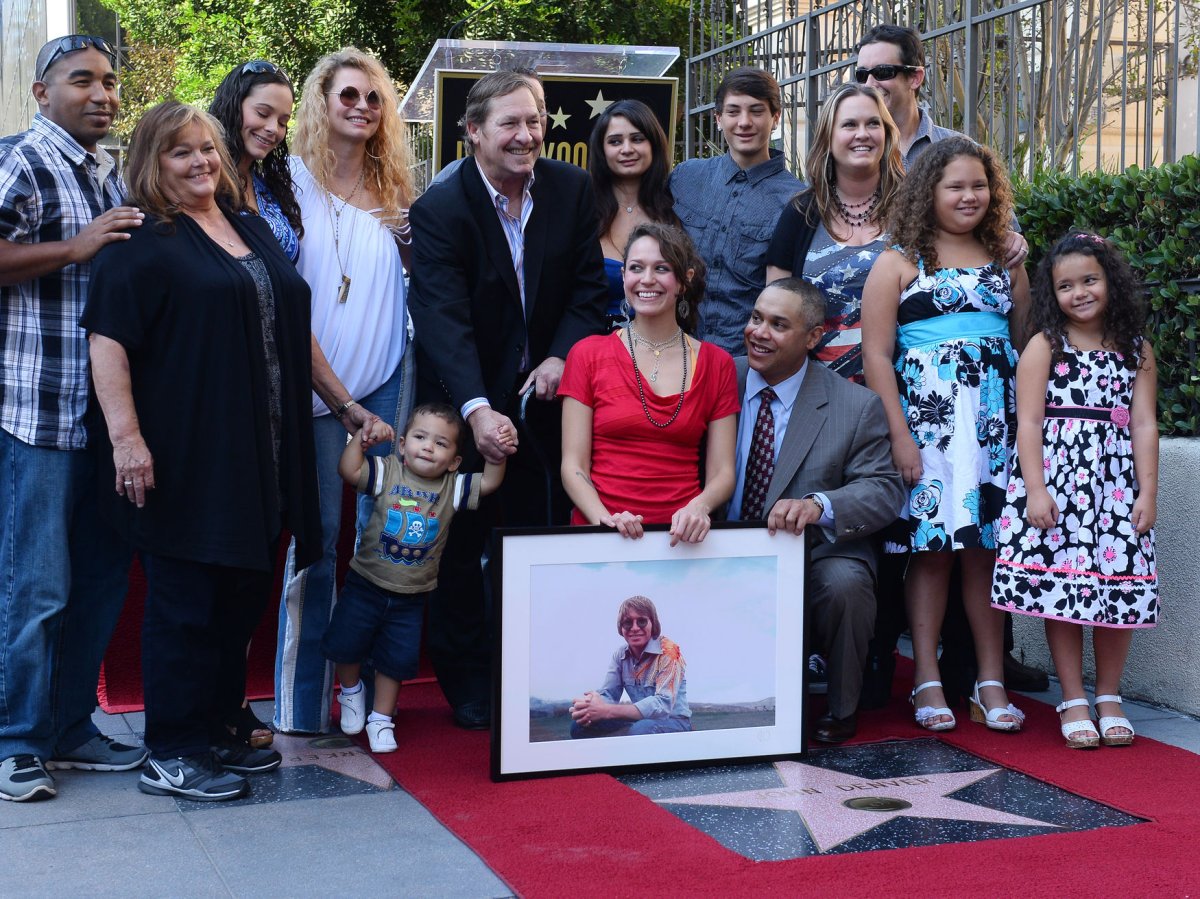 John Denver's children on hand for Hollywood Walk of Fame ceremony