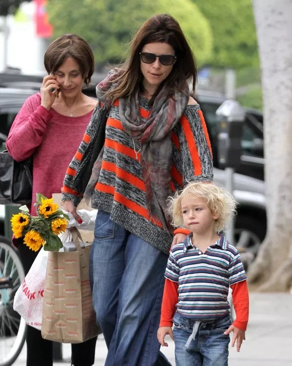 Neve Campbell Takes Son Caspian to the Farmer's Market Celeb Baby Laundry