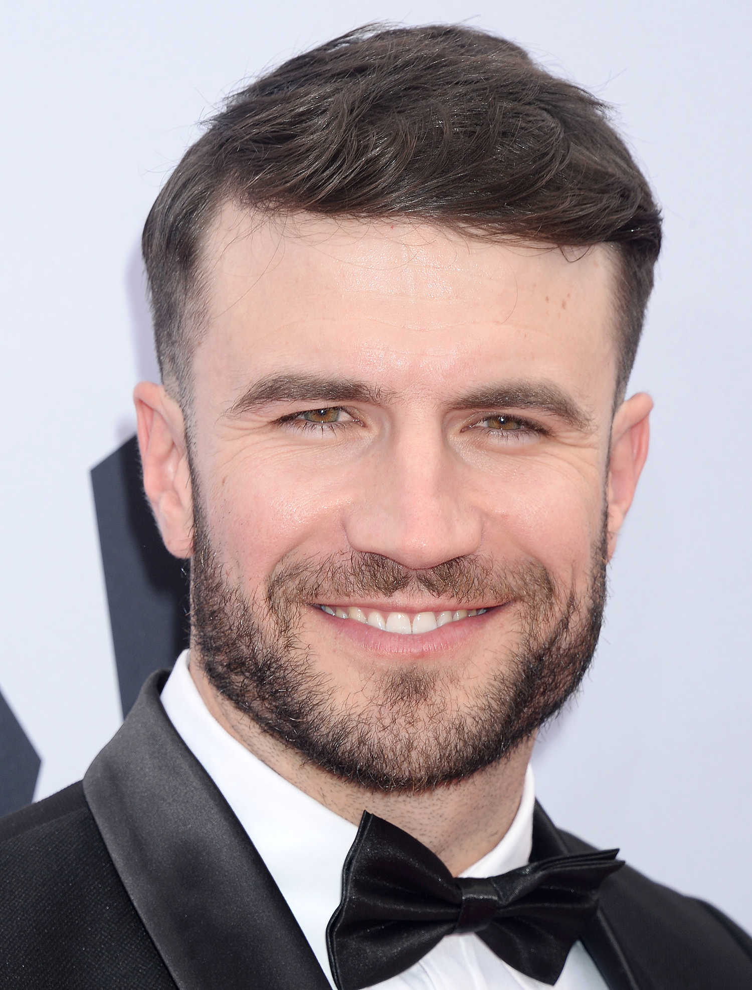 Sam Hunt at the 2017 Billboard Music Awards in Las Vegas Celeb Donut