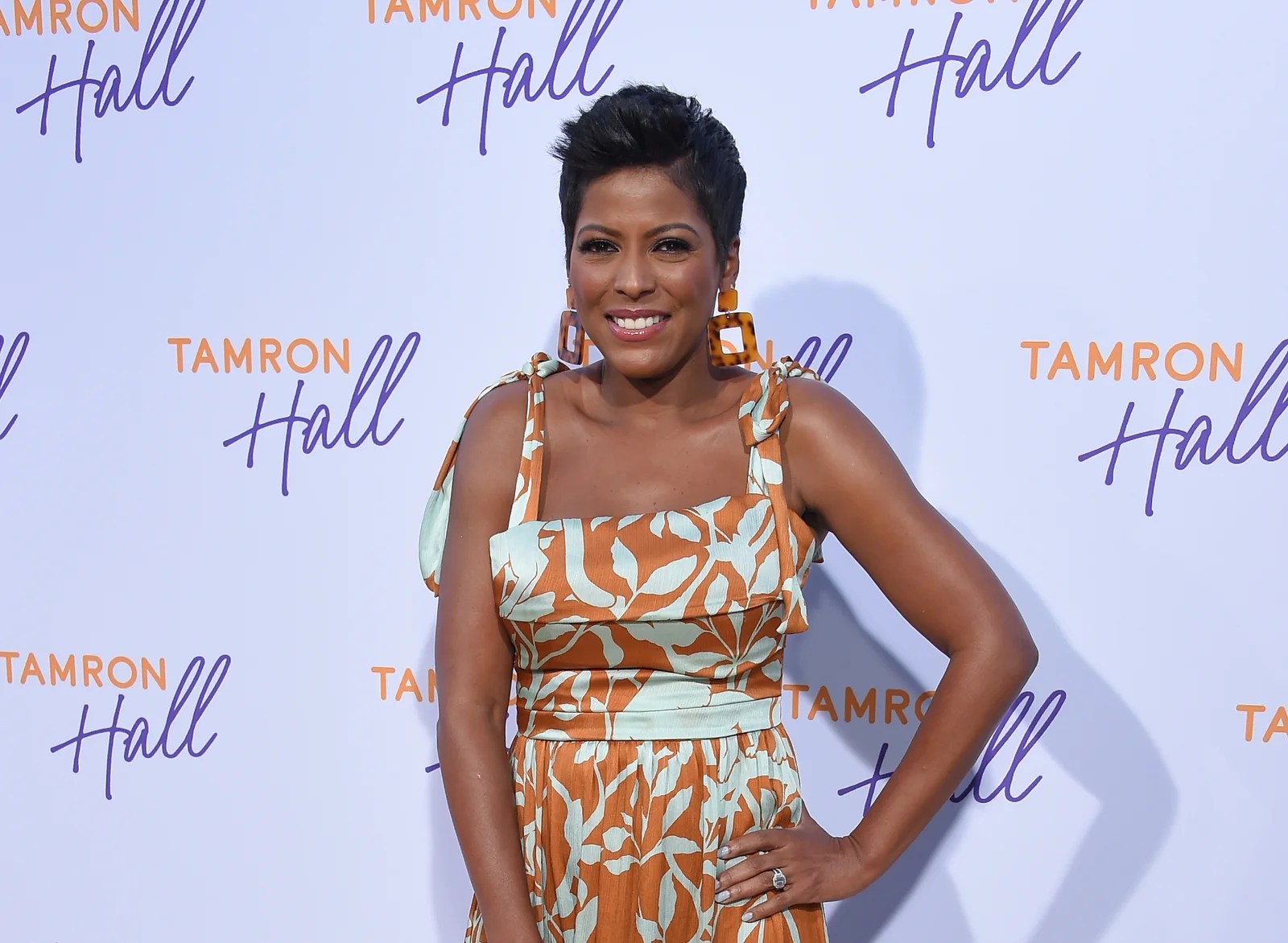 Tamron Hall Measurements Height, Weight & More