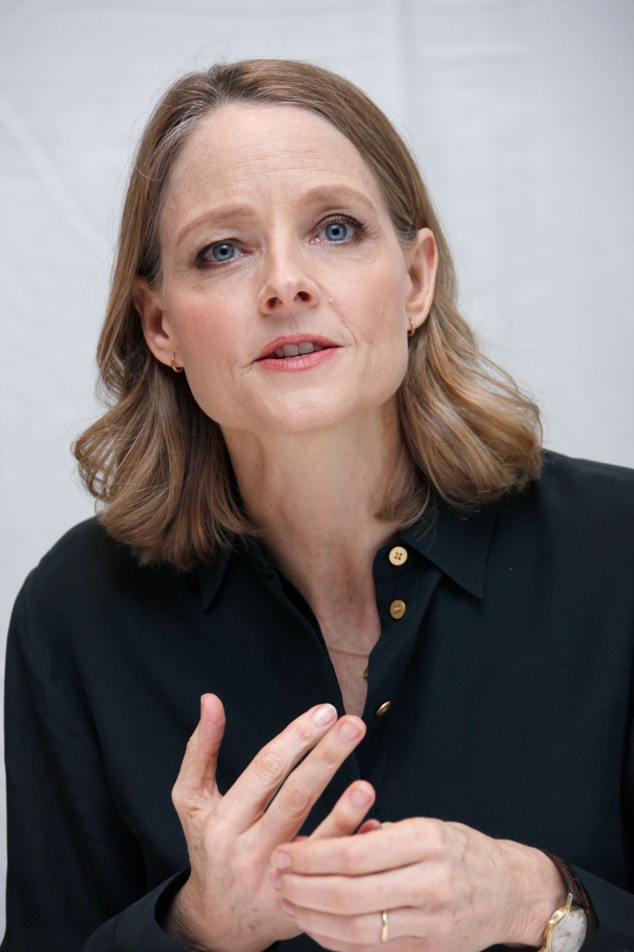 Jodie Foster Press Conference Portraits at Four Seasons Hotel in