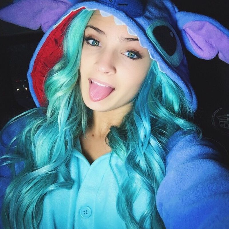 Carrington Durham Social Media Pics, February 2017 * CelebMafia