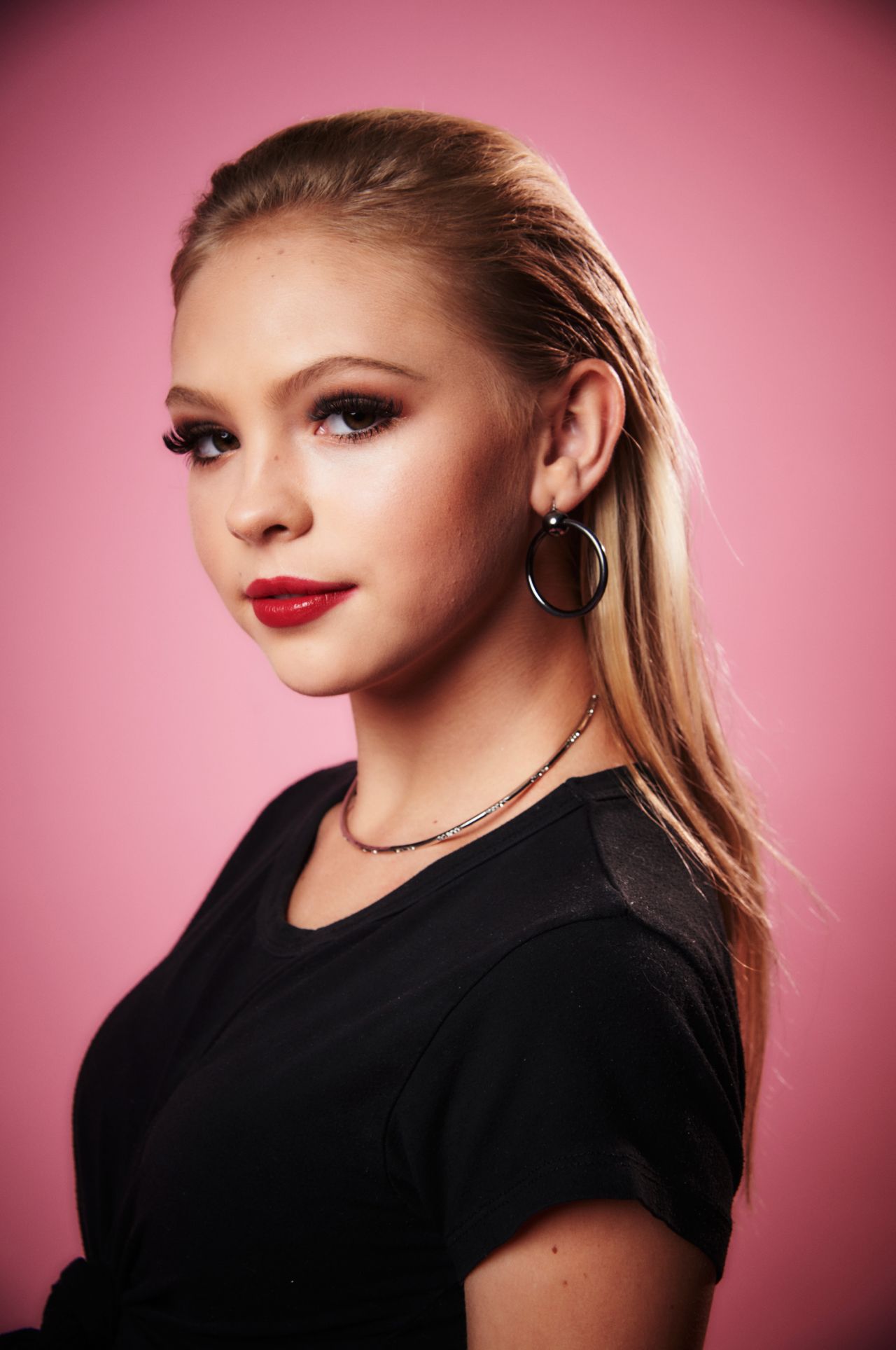 Jordyn Jones Variety Portrait Studio at Beautycon Festival in LA 08