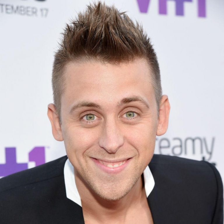 Roman Atwood Net Worth, Bio, Wiki, Age, Height, Wife, Zodiac Sign