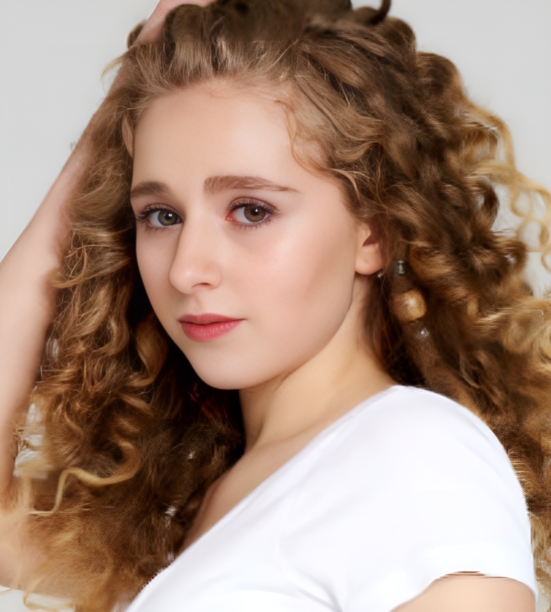 Maryjane Auryn (Actress) Height, Weight, Wiki, Biography, Boyfriend