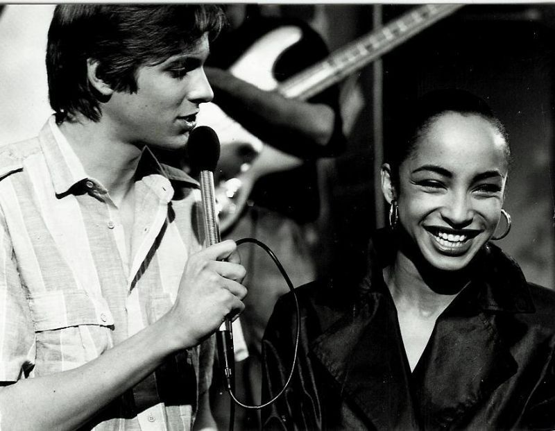 Sade é casado com Ian Watts? Celebrity.fm Nº 1 de estrelas oficiais