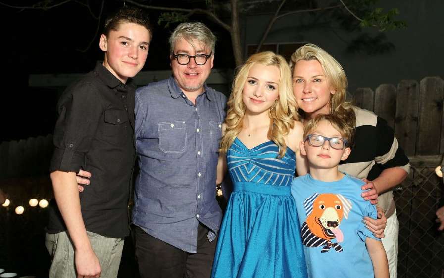 Phoenix List Age and Biography of Peyton List Brother