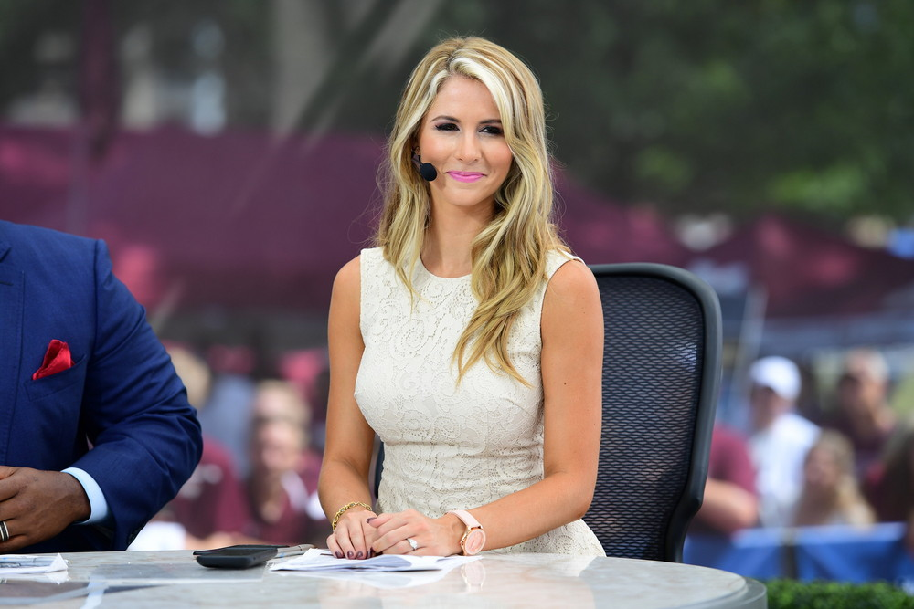 What Plastic Surgery Has Laura Rutledge Had? CelebritySurgeryIcon