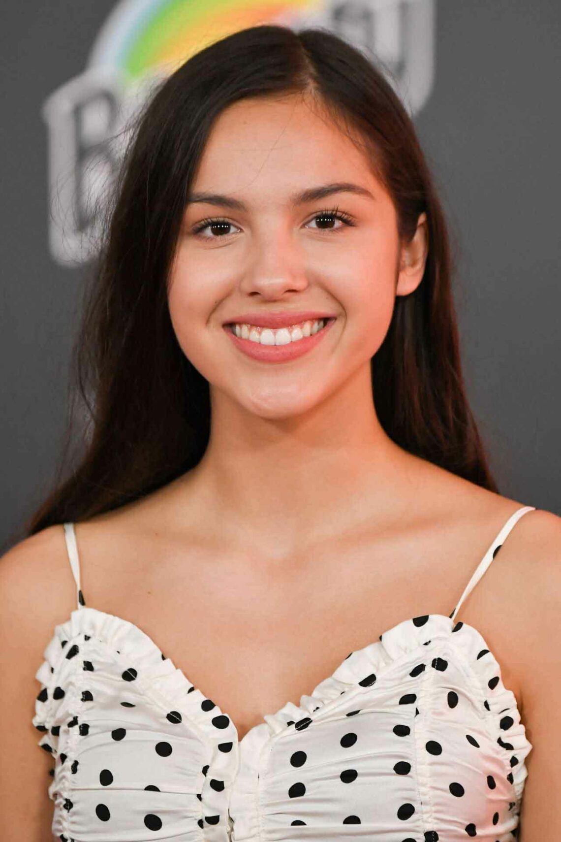 Olivia Rodrigo Bio Wiki Net Worth Parents Age Height Images and