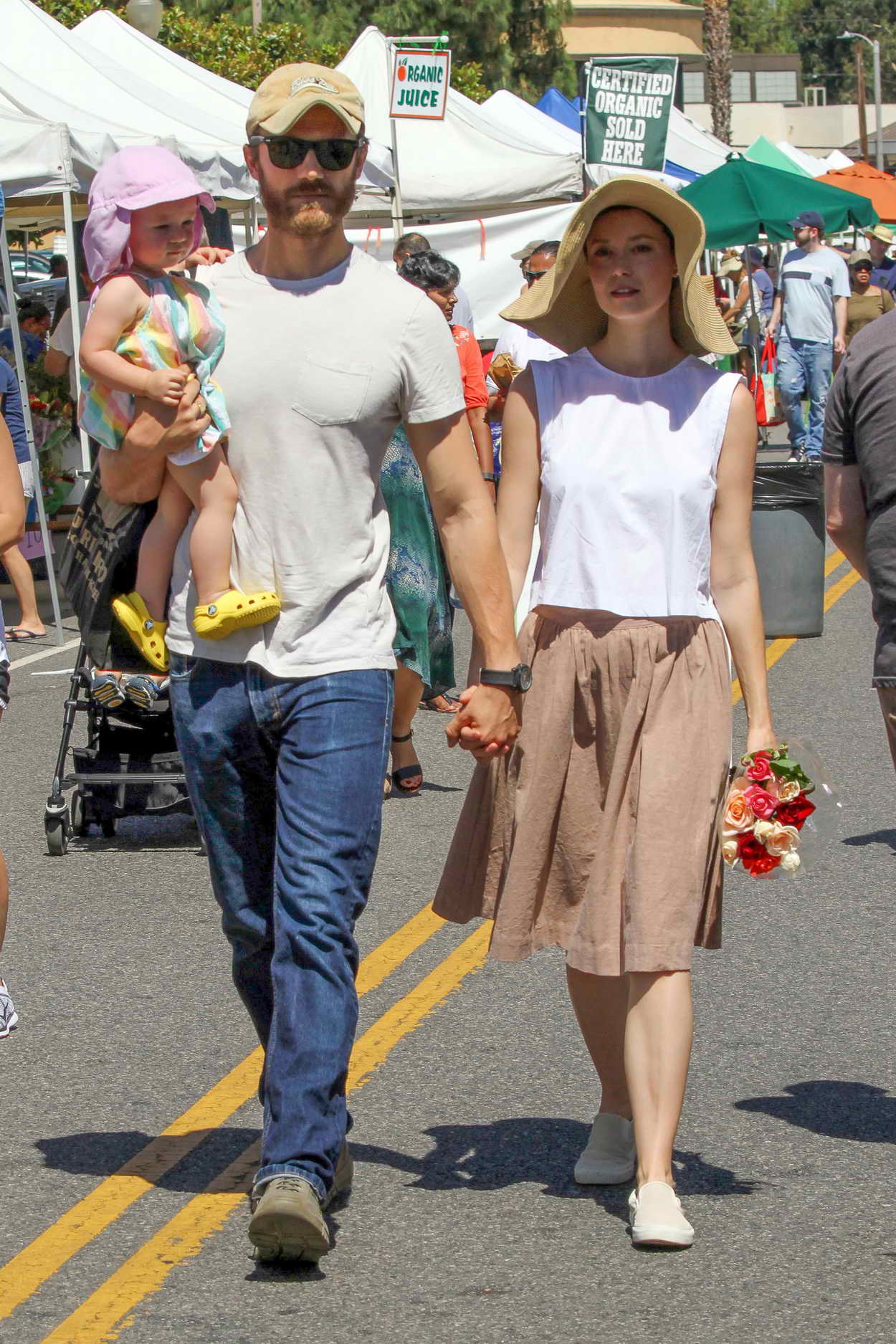 Summer Glau Was Seen at the Farmer’s Market in West Hollywood 06/19