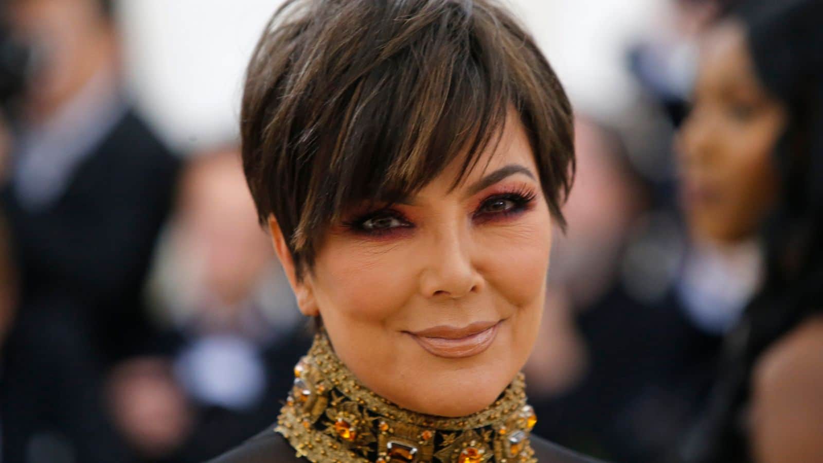 Kris Jenner's Biography & Net Worth CelebsWorth