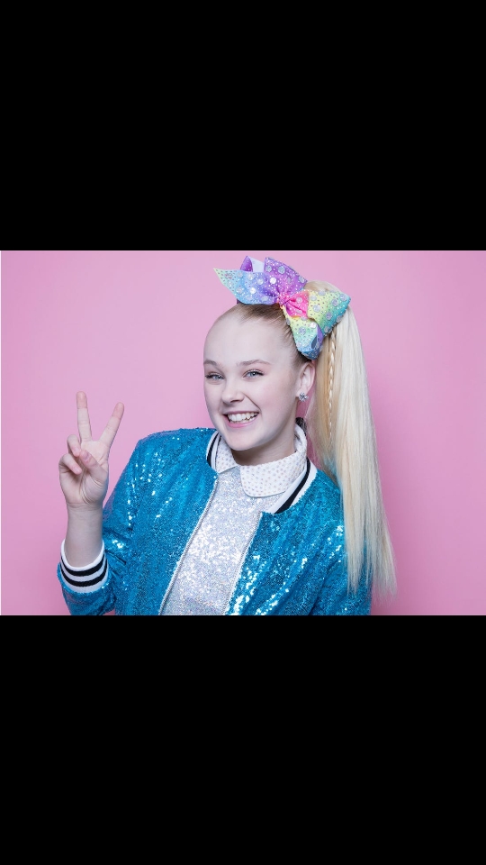 Jojo siwa found dead in the pool Channel 46 News