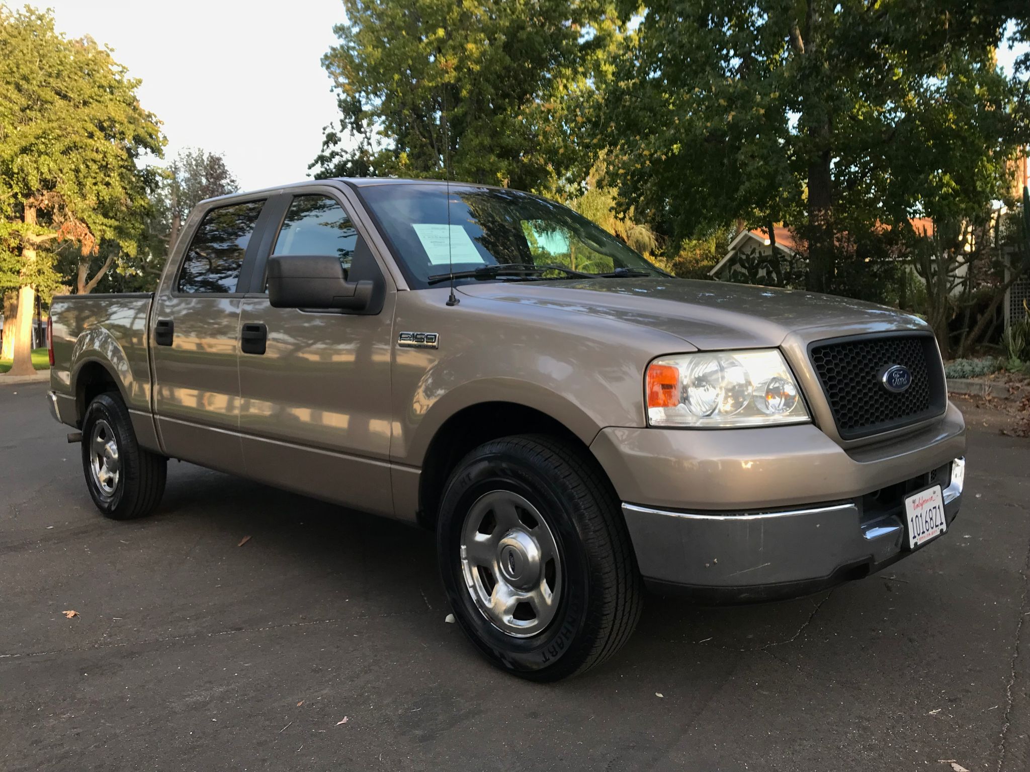 Used 2005 Ford F150 XLT at City Cars Warehouse INC