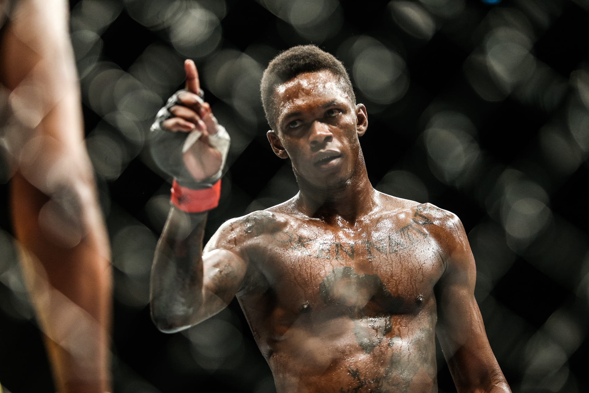 Israel Adesanya Ufc 253 Champion Israel Adesanya Cuts Paulo Costa