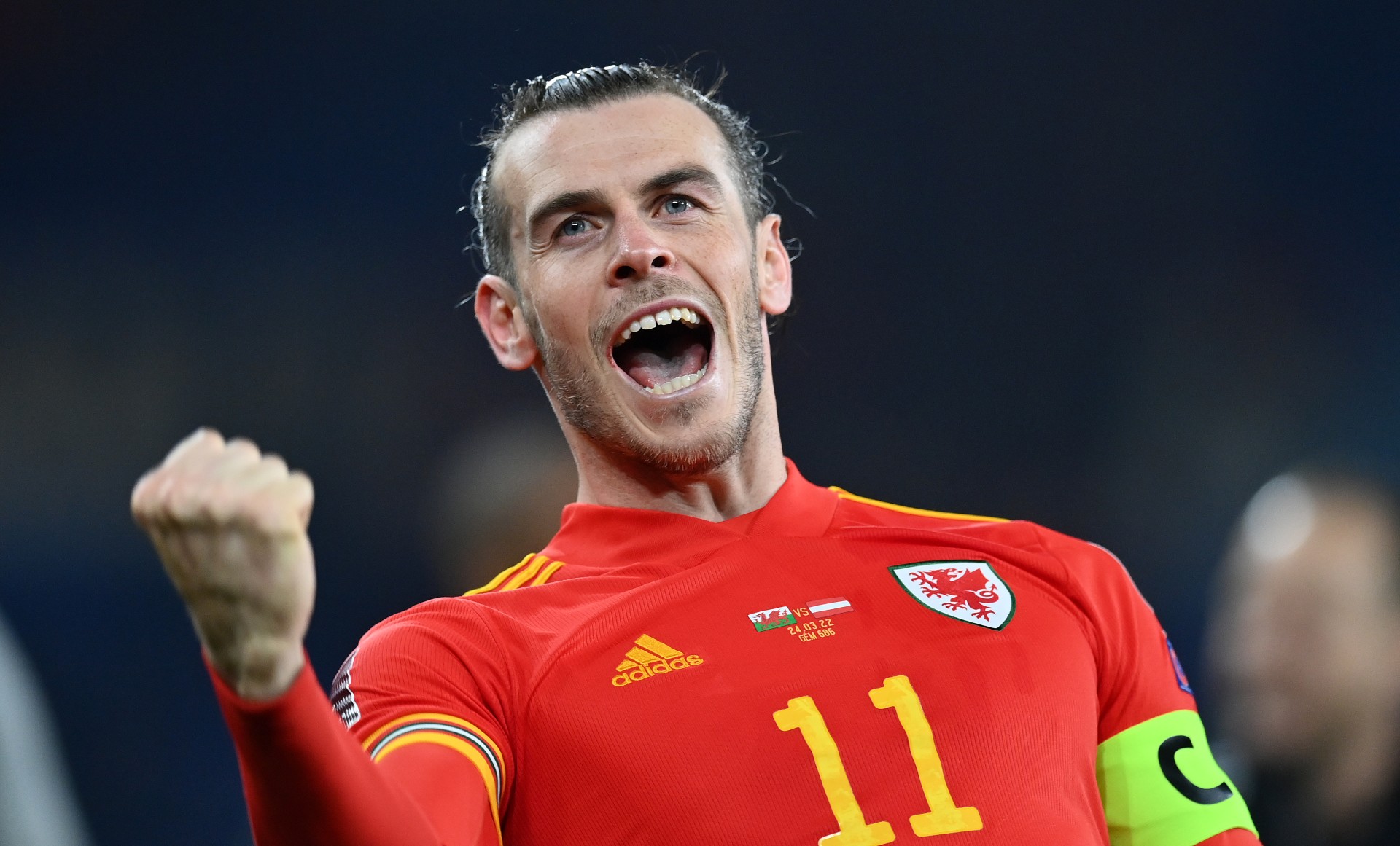 This is how Gareth Bale plays with Wales this has given his team the