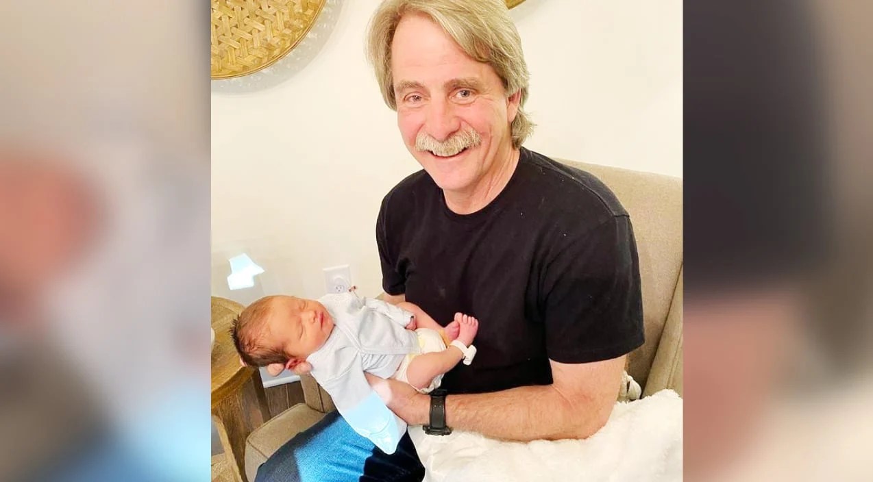 Jeff Foxworthy Celebrates Birth Of First Grandchild