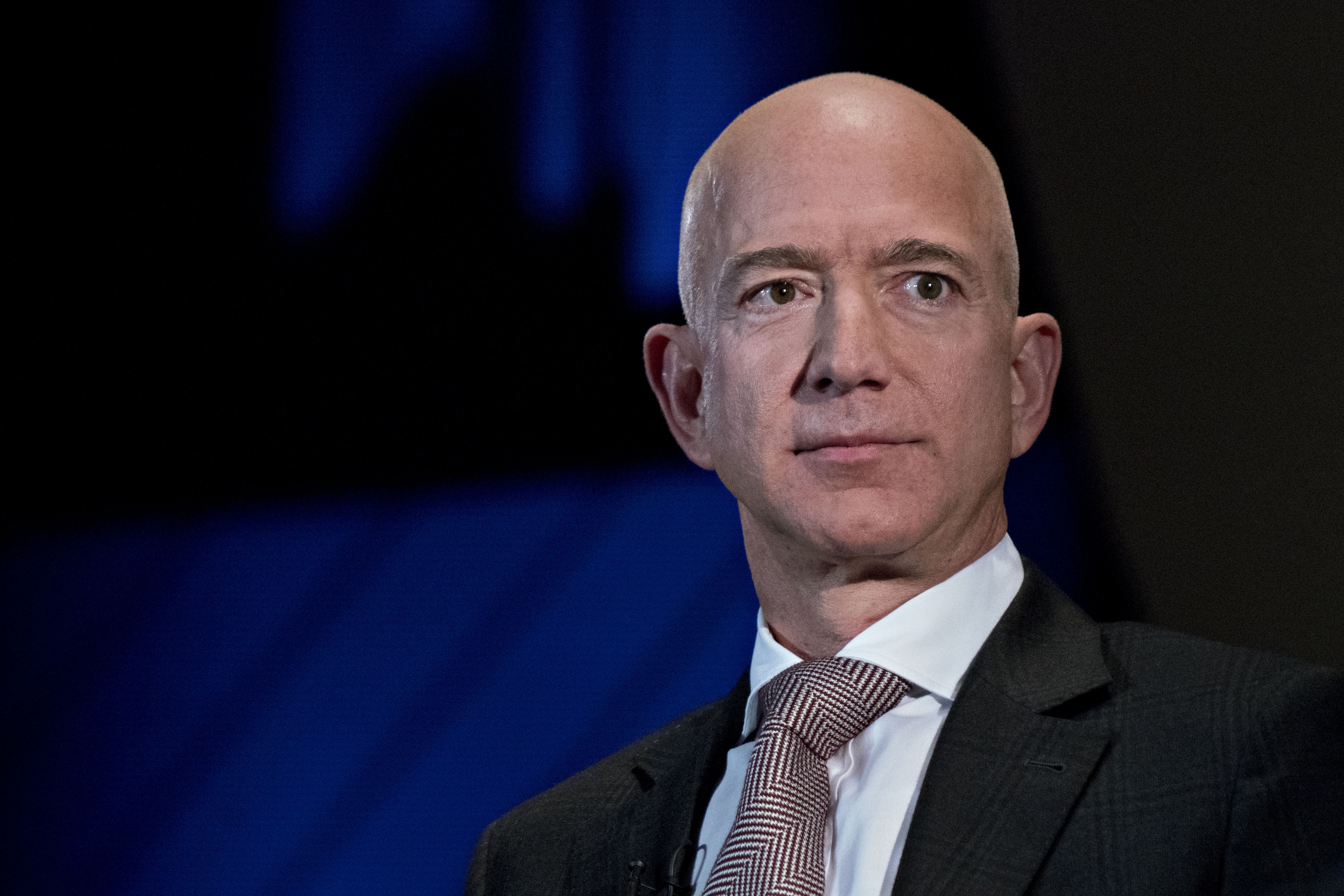 Amazon CEO Jeff Bezos Exposes David Pecker's Blackmail Crooks and Liars