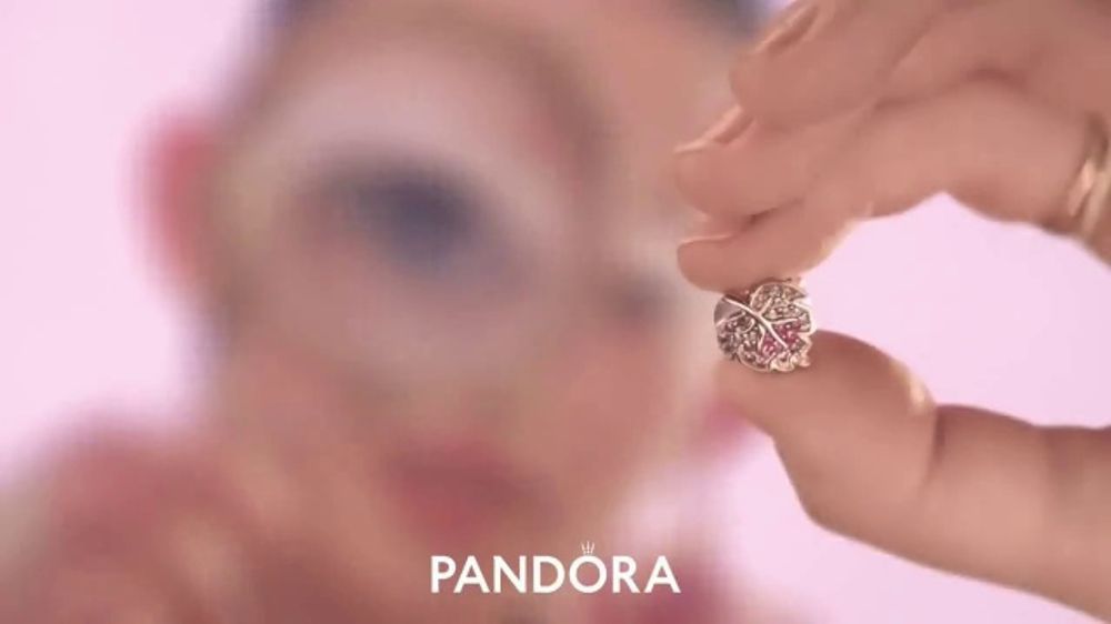 Pandora TV Commercial, 'Discover the Things You Love' iSpot.tv
