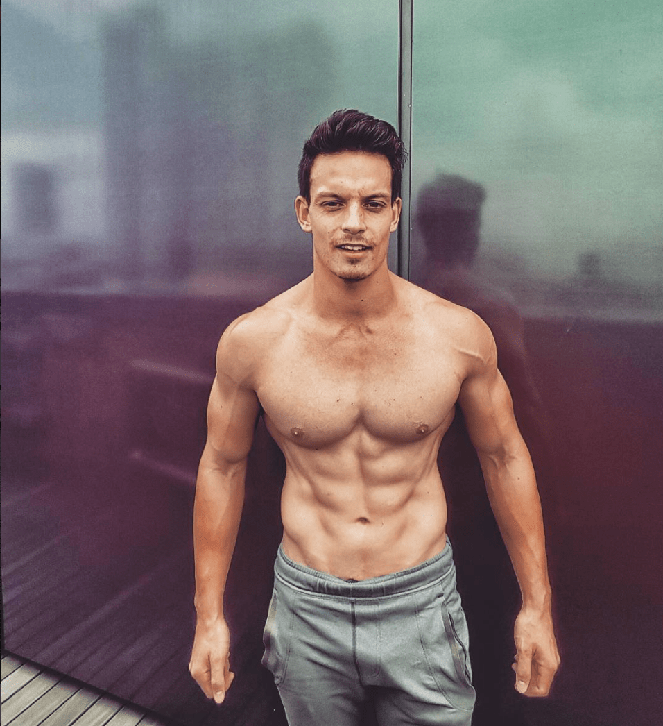 Fitspiration Of The Week Luke Newton From Australia Dear Straight People