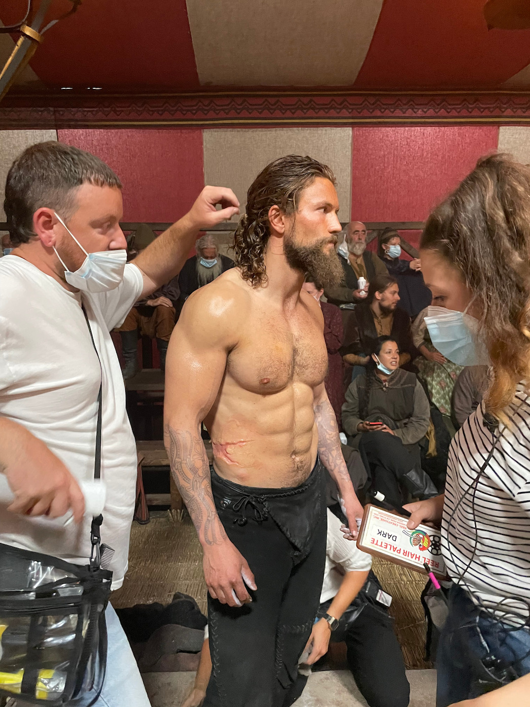 Vikings Valhalla How Leo Suter and the Cast Got Their Bodies to Glow
