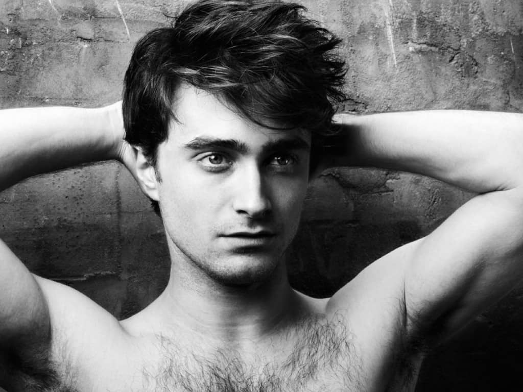 20 Hottest Male Celebrities Under Thirty