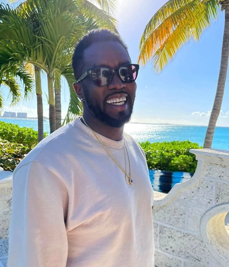 Puff Daddy Age, Net Worth, Height, Wife, House eBiography World