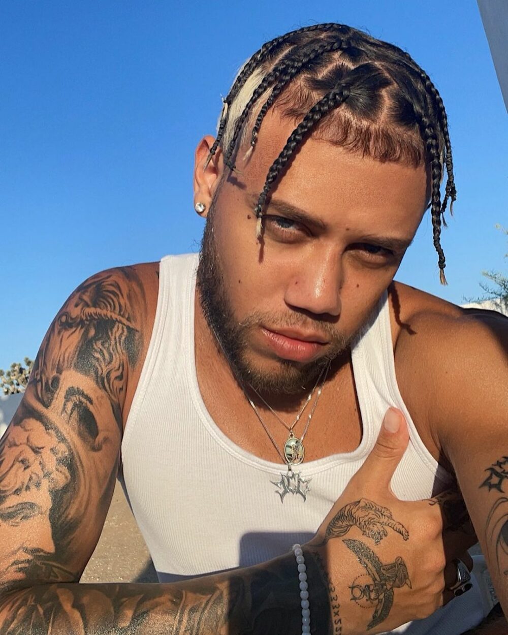 Jhay Cortez presenta detalles de su próximo álbum, «Timelezz» ElGenero Official Lo Primero de