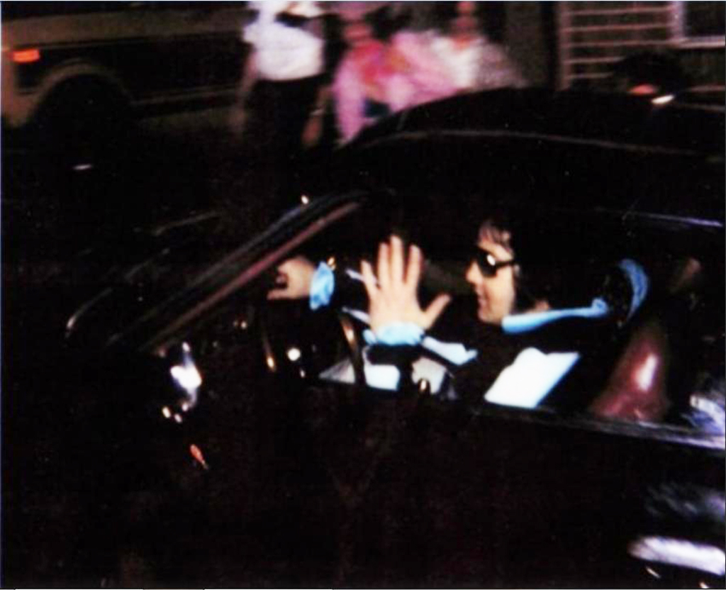 Last Photographs of Elvis Presley (August 1977) Elvis Presley